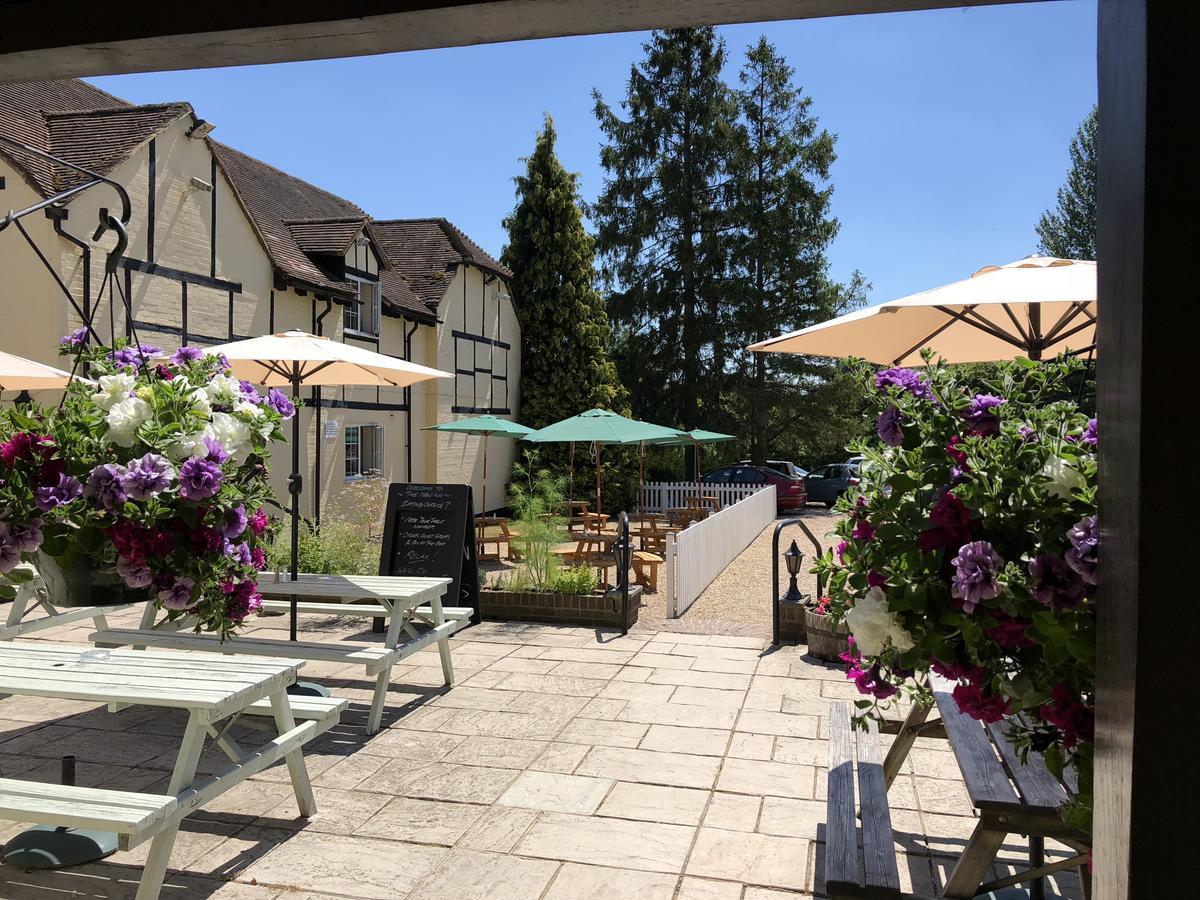 The New Inn Heckfield Esterno foto