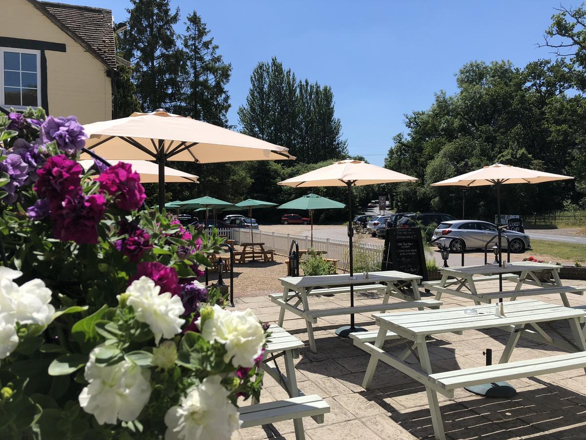 The New Inn Heckfield Esterno foto